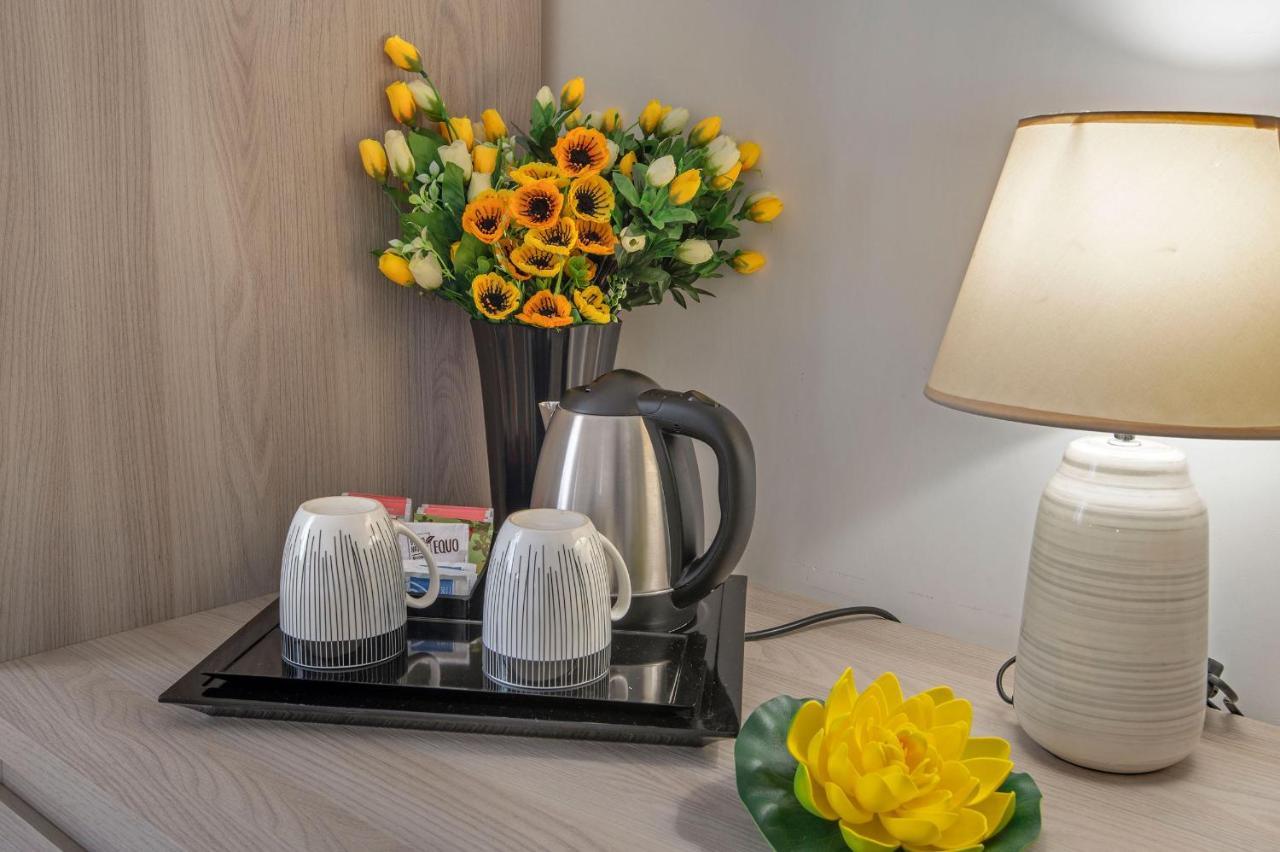 La Preziosa Apartment Duomo เนเปิลส์ ภายนอก รูปภาพ