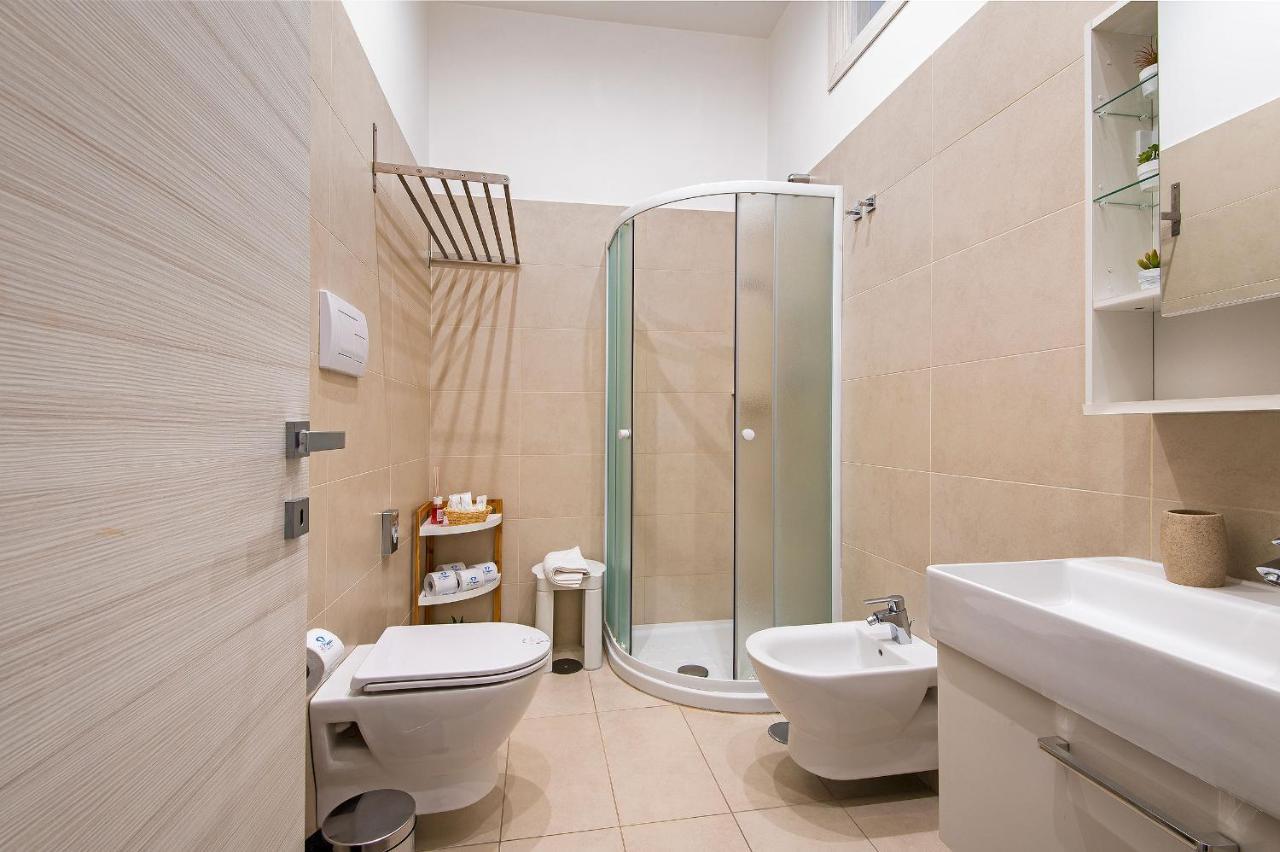 La Preziosa Apartment Duomo เนเปิลส์ ภายนอก รูปภาพ
